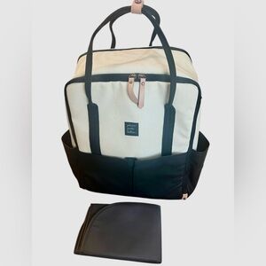 Petunia Pickle Bottom Large Black Diaper Bag Backpack Tote Baby W/ Changing Pad